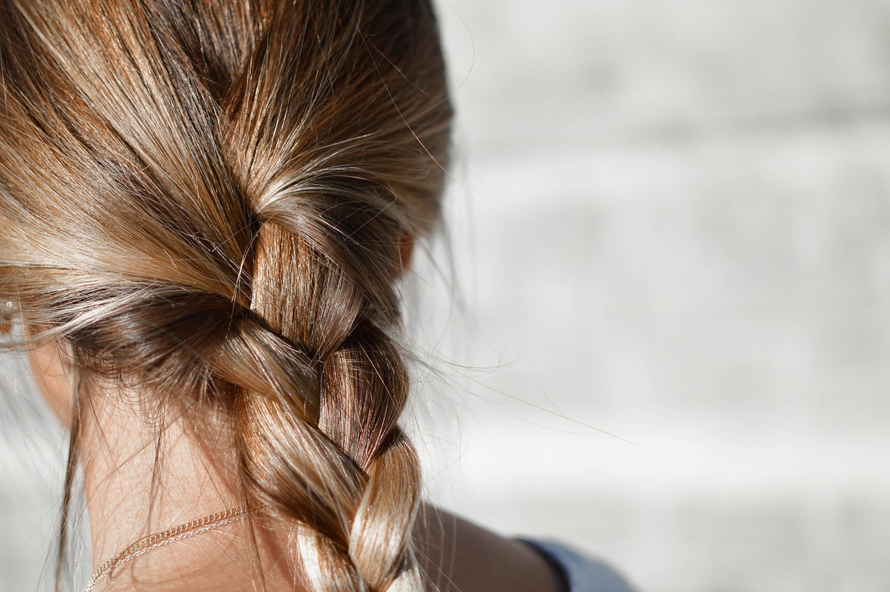 Hoe zorg je voor gezond haar?